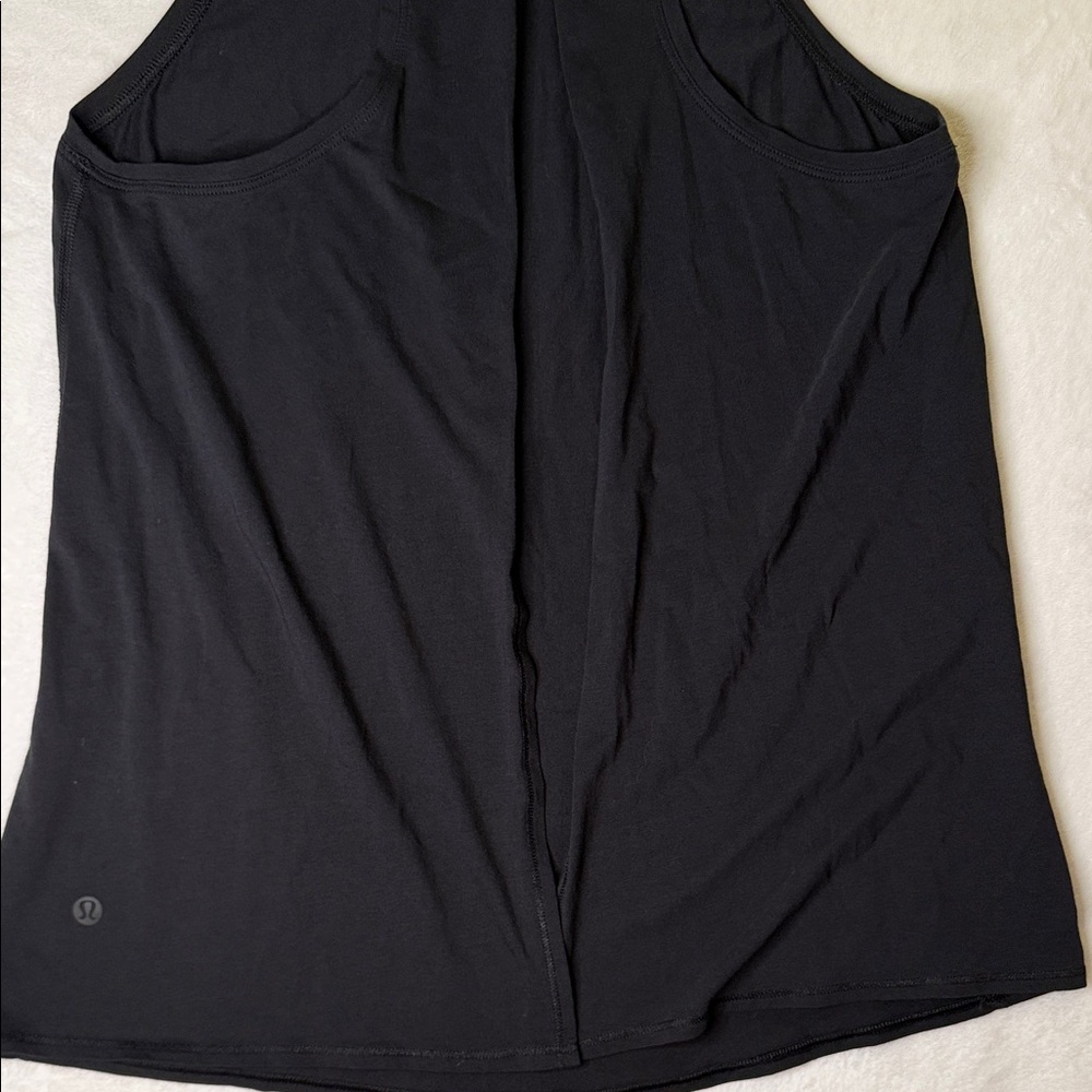 Lululemon Muscle Tee - Picture 6 of 9